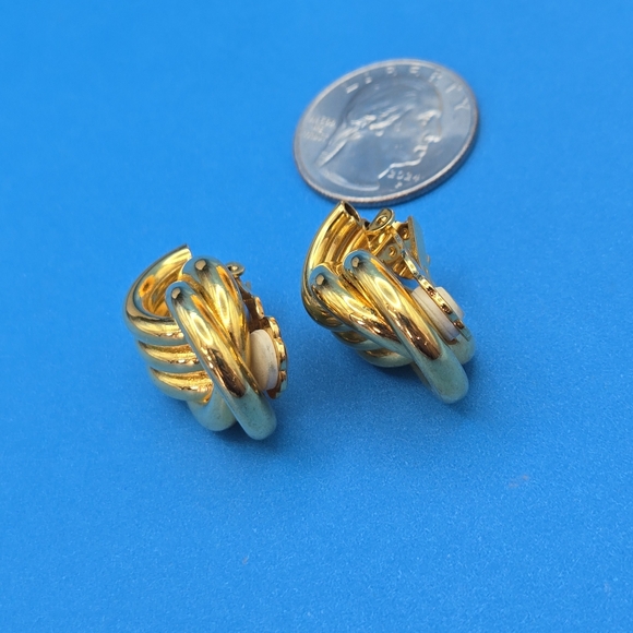 🤎Erwin Pearl Vintage Gold Knot Clip Earrings - Picture 4 of 11